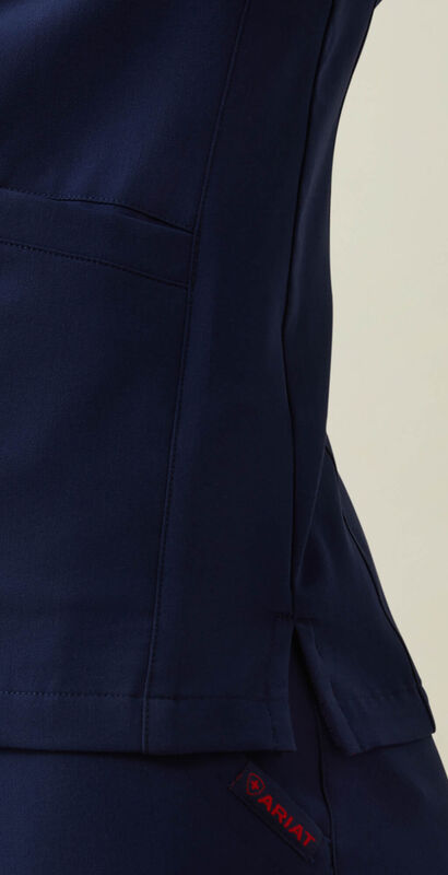 Clara 6 Pocket Scrub Top 04